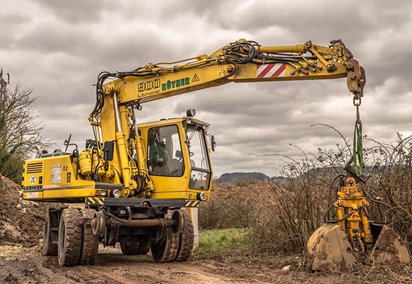 工程机械推土机的维护与保养